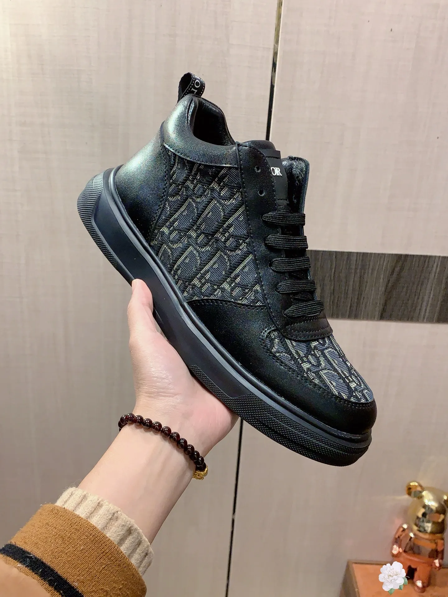 Men's Men's Shoes💰442💰💰🎩🎩[Lightning][Lightning] "Dior DIOR*" The latest and most popular casual shoes, top brand [seduce] luxury ~ purchasing agency, top ~ quality. [Strong] The upper is made of imported breathable cowhide with material ➕ breathable sheepskin feet (•) and fine workmanship. The original stylish and stylish soft rubber wear-resistant and non-slip outsole is light and comfortable on the feet. The real thing looks better when photographed in person. 111: code: 38-44, 3️⃣ colors selected